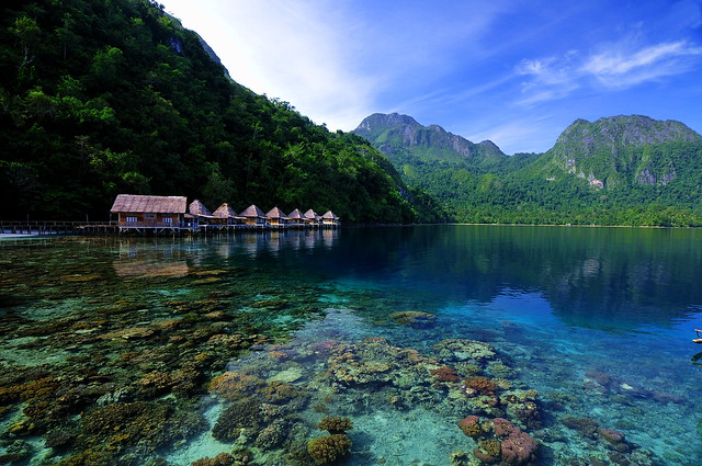 4 Rekomendasi Wisata Pantai di Maluku yang Cantik